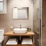 Agia Sofia 21 - Smooth Living Apart Otel 4*