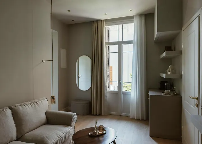 Apart Otel Agia Sofia 21 - Smooth Living 4*