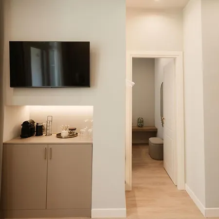 Agia Sofia 21 - Smooth Living 4* Tesalónica